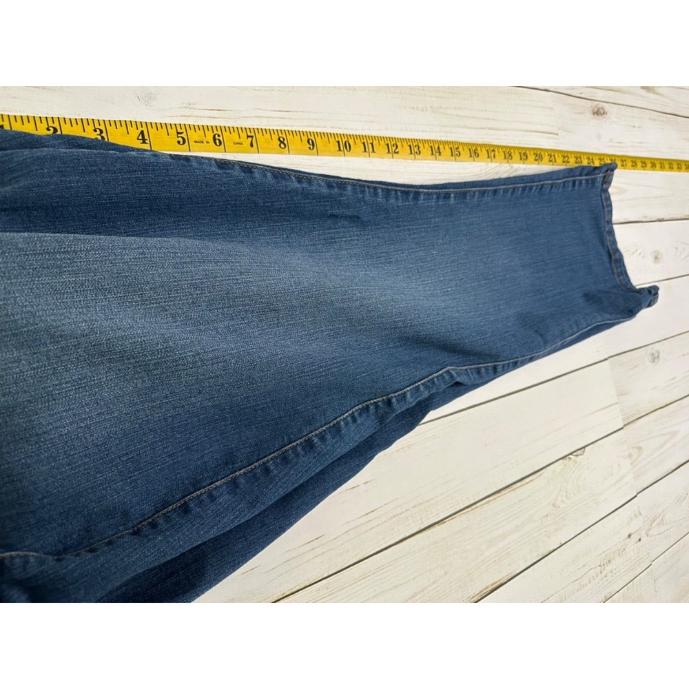 Torrid Stretch Denim Ankle Cropped Medium Wash Jeans Women's Size 16W - Picture 6 of 10
